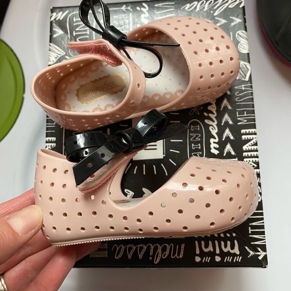 Mini Melissa - Picture 2 of 4